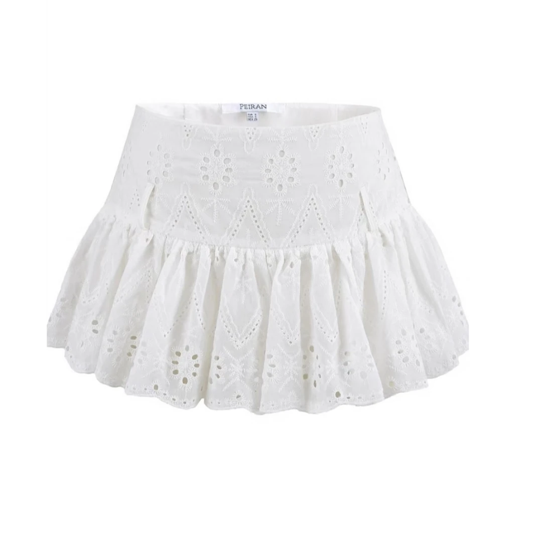 简约长袖正肩修身短款打底衫甜美镂空芭蕾短裙性感纯欲风裙裤套装