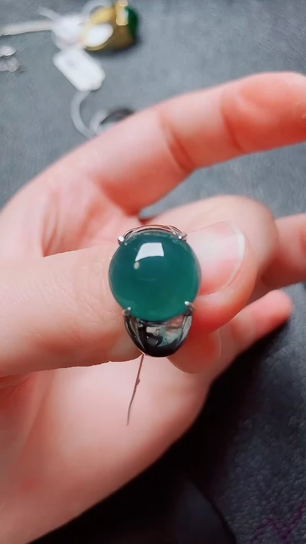 翡翠戒指银S925镶嵌1111