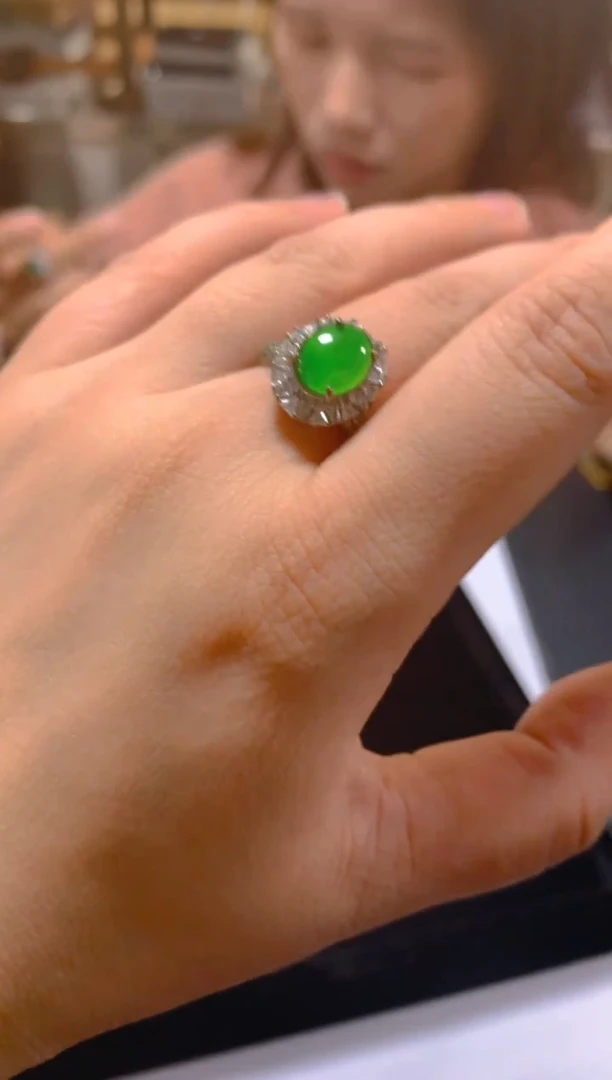 未镶嵌戒指翡翠多样性发一