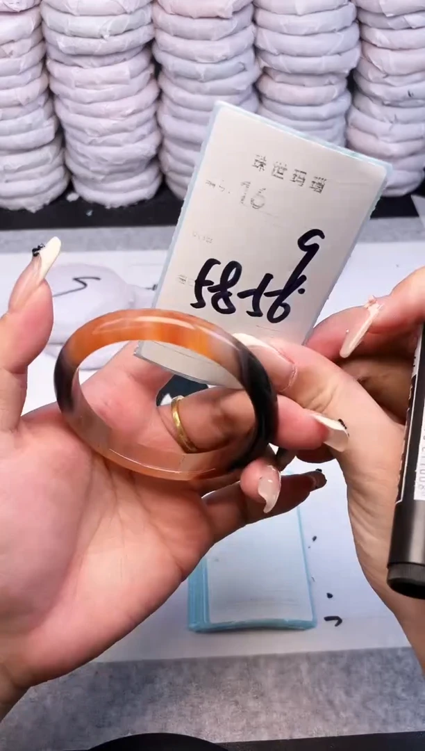 手镯玛瑙/玉髓未镶嵌16