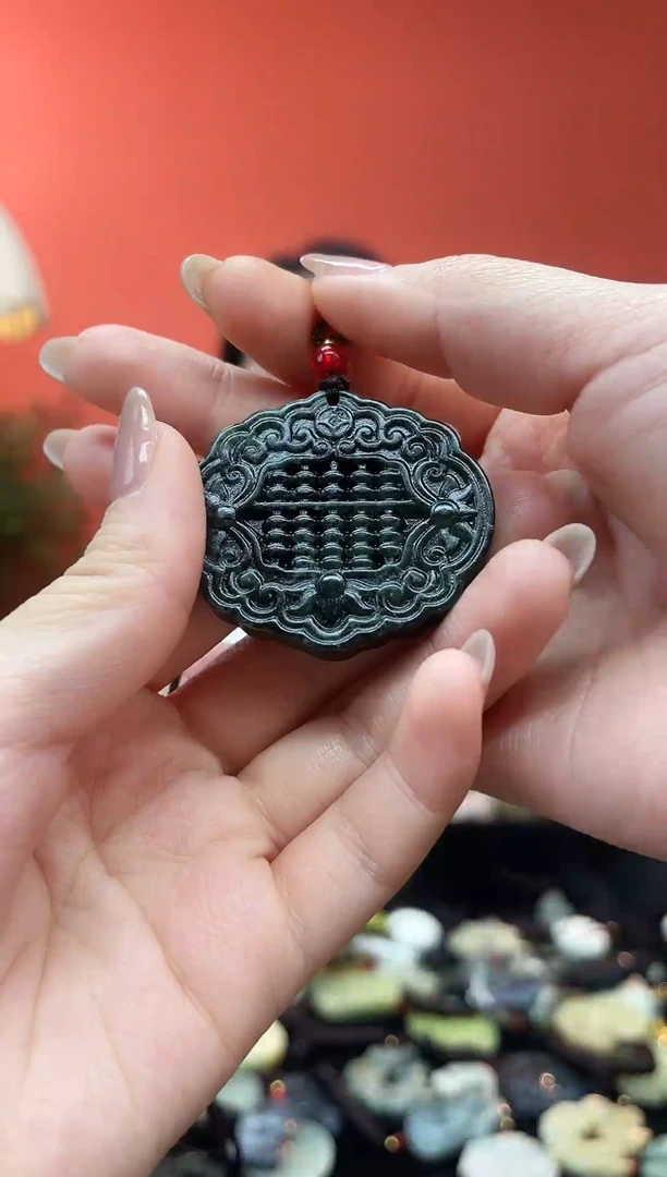 未镶嵌岫玉吊坠·