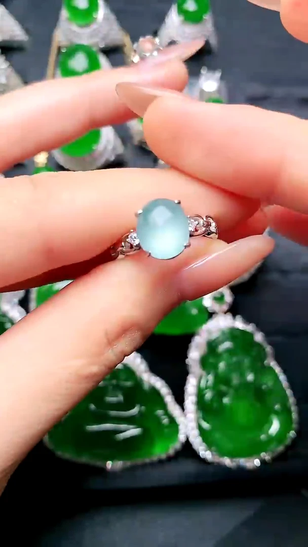 【闪购商品】翡翠戒指银S925镶嵌白冰女戒