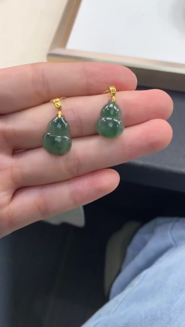 颈饰18K金镶嵌翡翠FA361 翡翠葫芦 多样性发其一赠皮绳