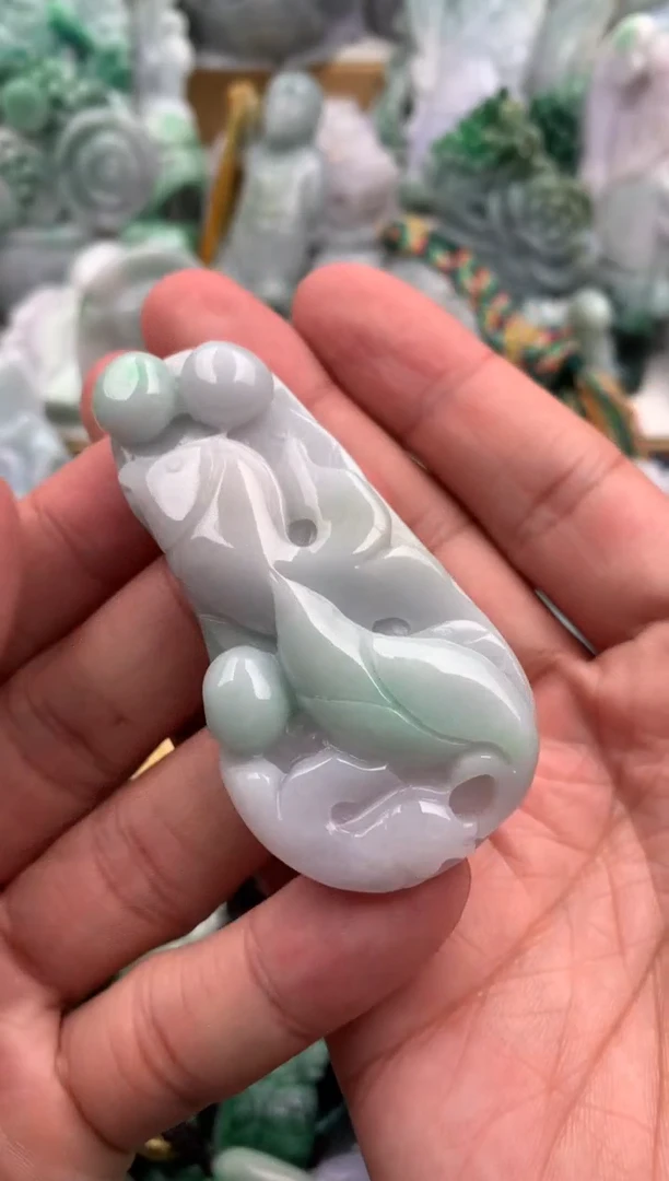 吊坠(不含链)未镶嵌翡翠1