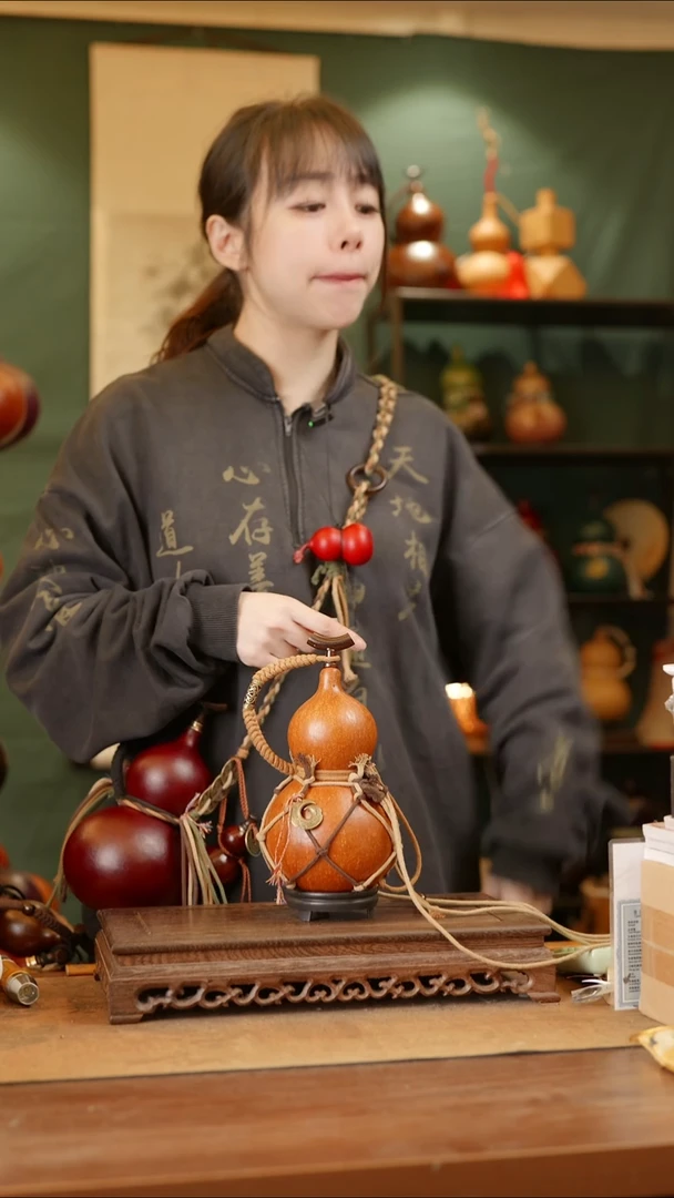 81号精品天然大漆酒葫芦一物一拍~