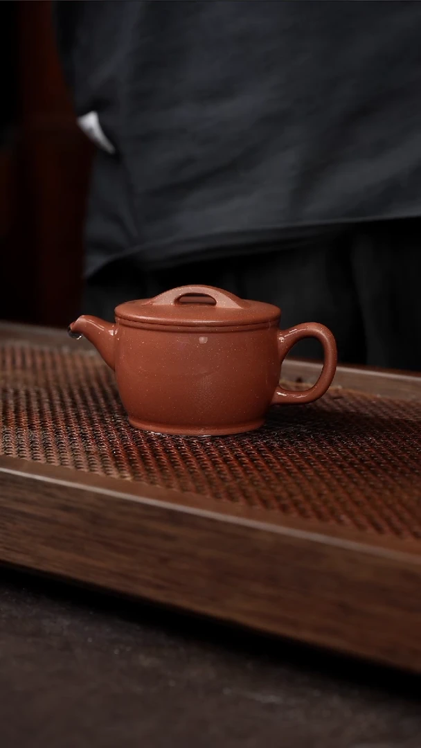 茶壶紫砂红皮龙汉瓦