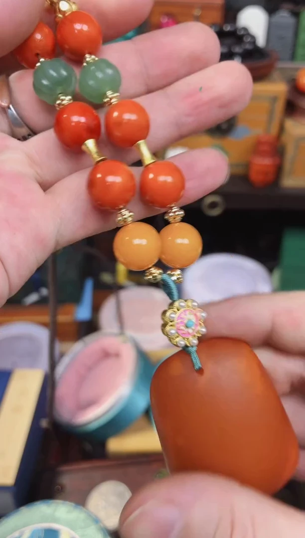 未镶嵌颈饰蜜蜡精品精品   独具韵味