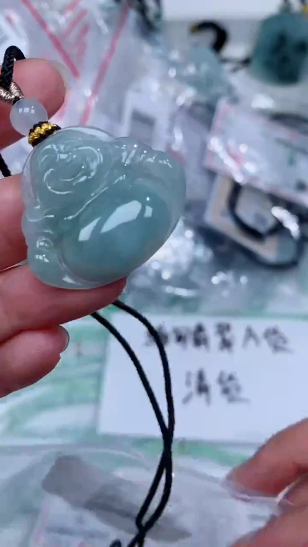 颈饰未镶嵌翡翠吊坠