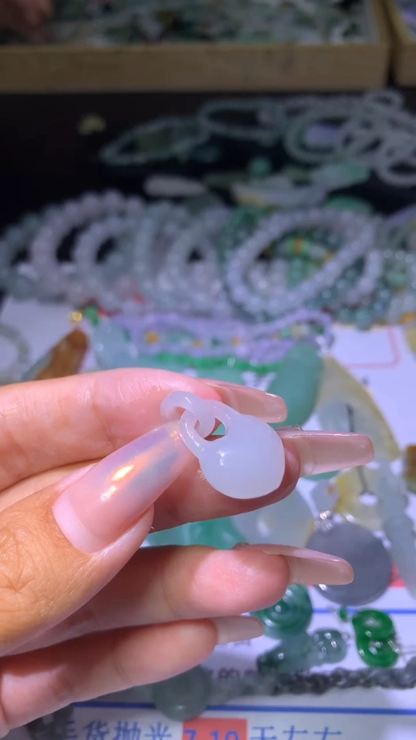 定制翡翠未镶嵌MXX014192