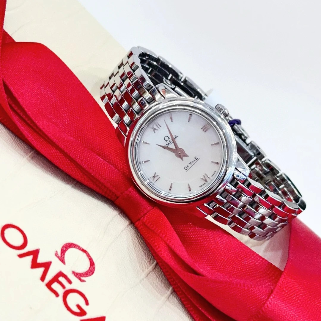 99新 Omega/欧米茄 7姐专场/碟飞系列 贝母盘石英腕表 22mm