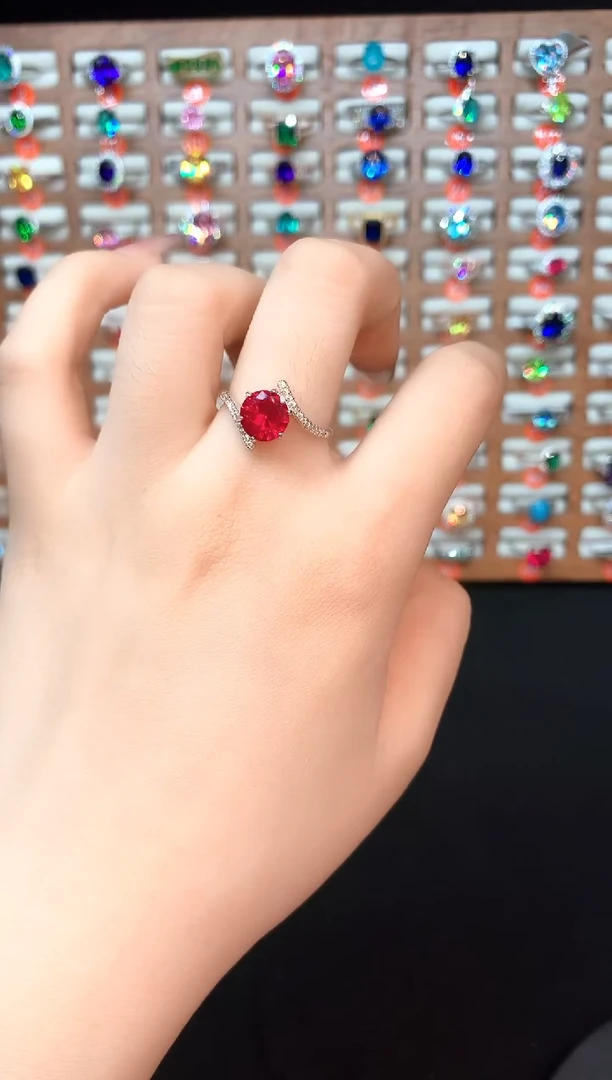 银S925镶嵌戒指红宝石....