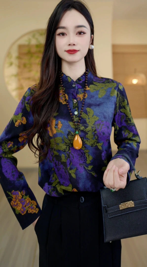 FZ070逸香雪莹2025新款圆领高端小衫套头衬衫时髦显瘦长袖内搭