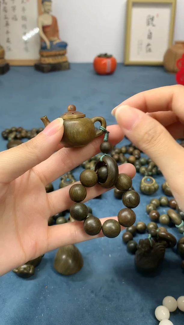 【闪购商品】维腊木（绿檀）把件把把壶香囊 送1瓶香丸