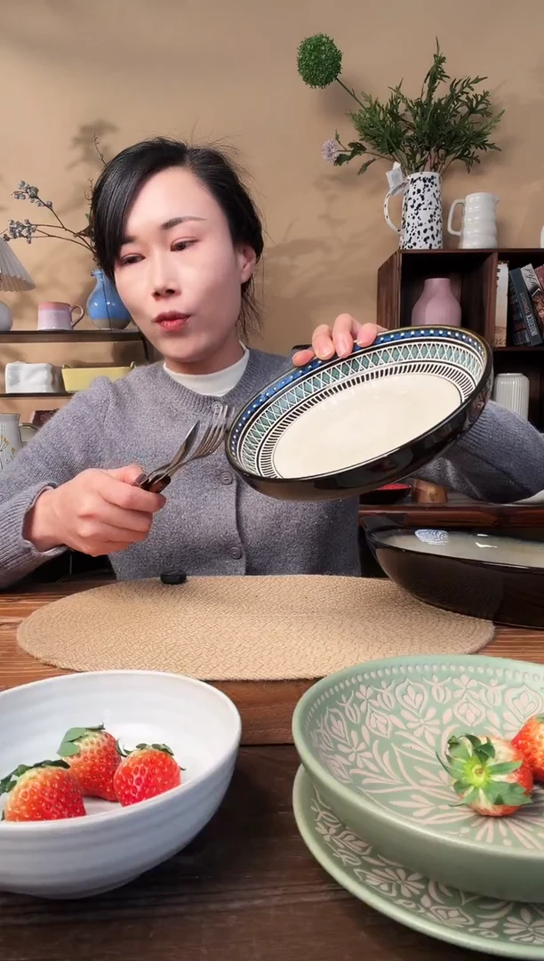 7.9英寸波西米亚深盘微瑕