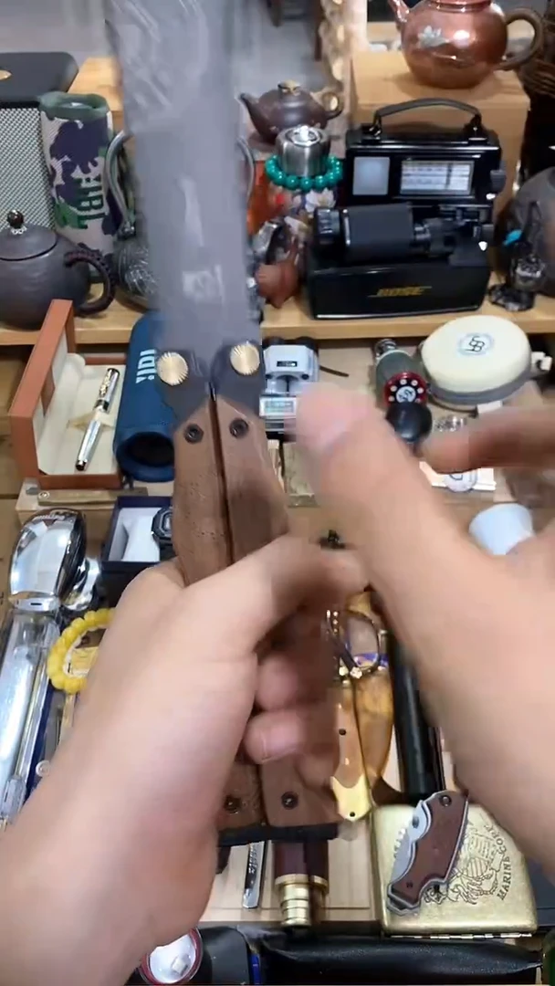 瓷片闪购商品  如图所示