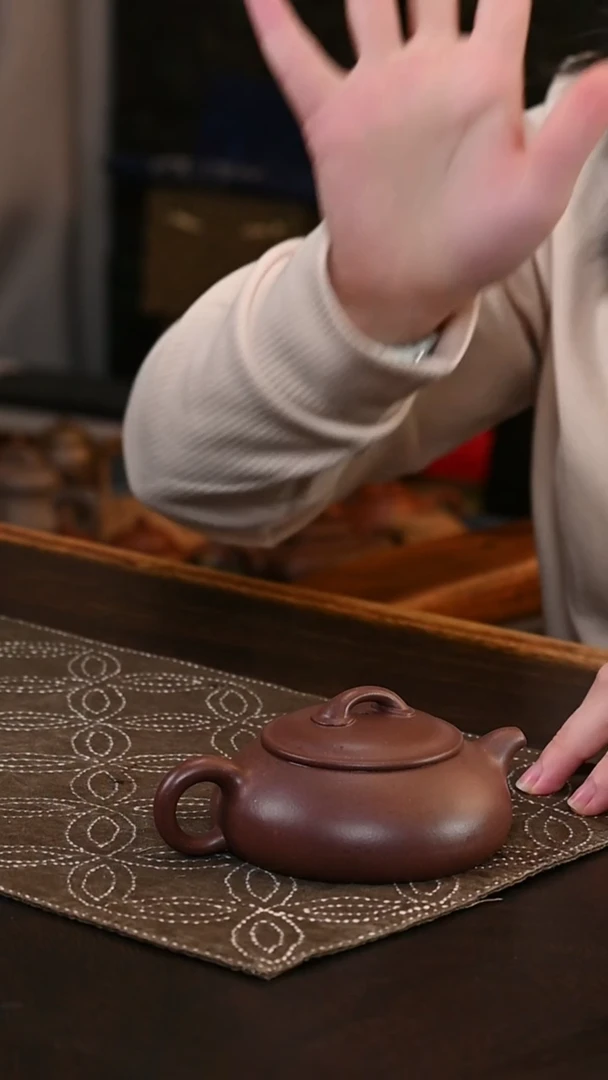 【闪购商品】紫砂茶壶地槽清半月150cc