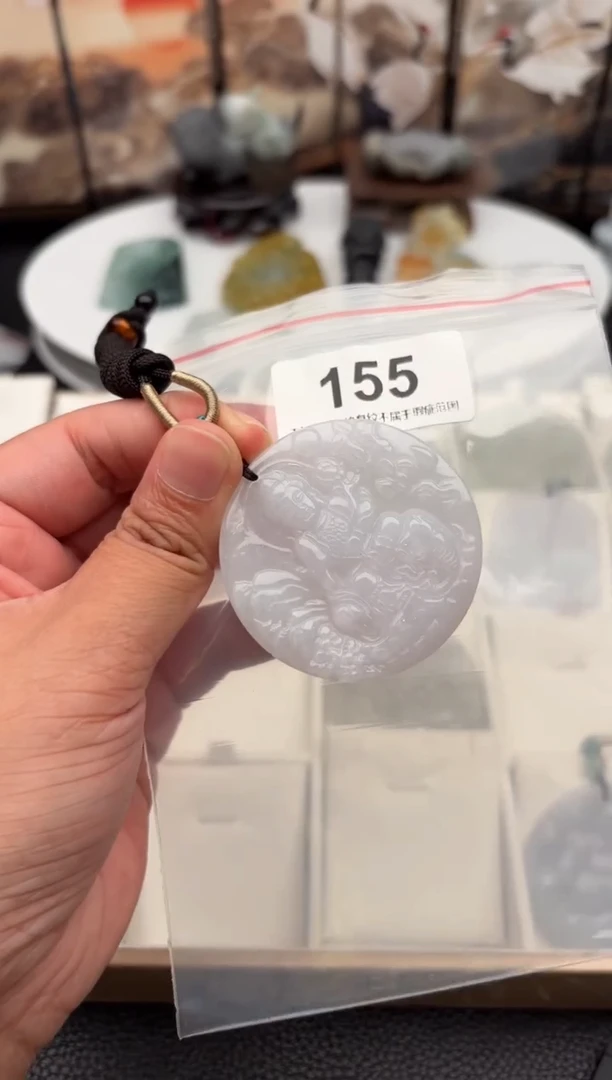 翡翠未镶嵌颈饰天然翡翠吊坠155