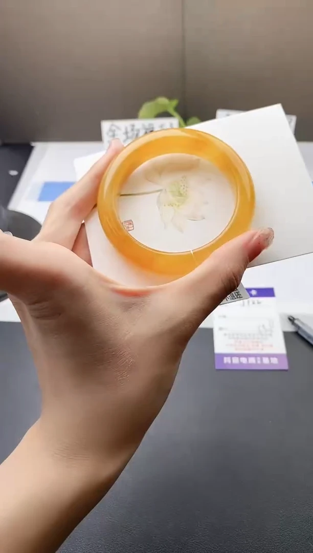 石英质玉手镯未镶嵌j122-H155+