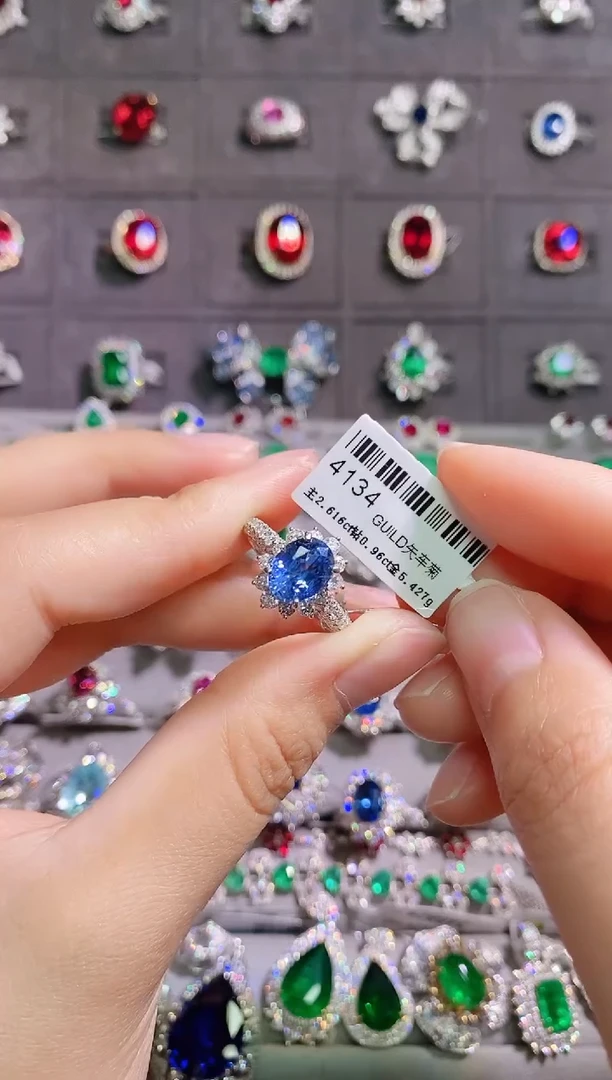 【闪购商品】蓝宝石戒指铂Pt900镶嵌----