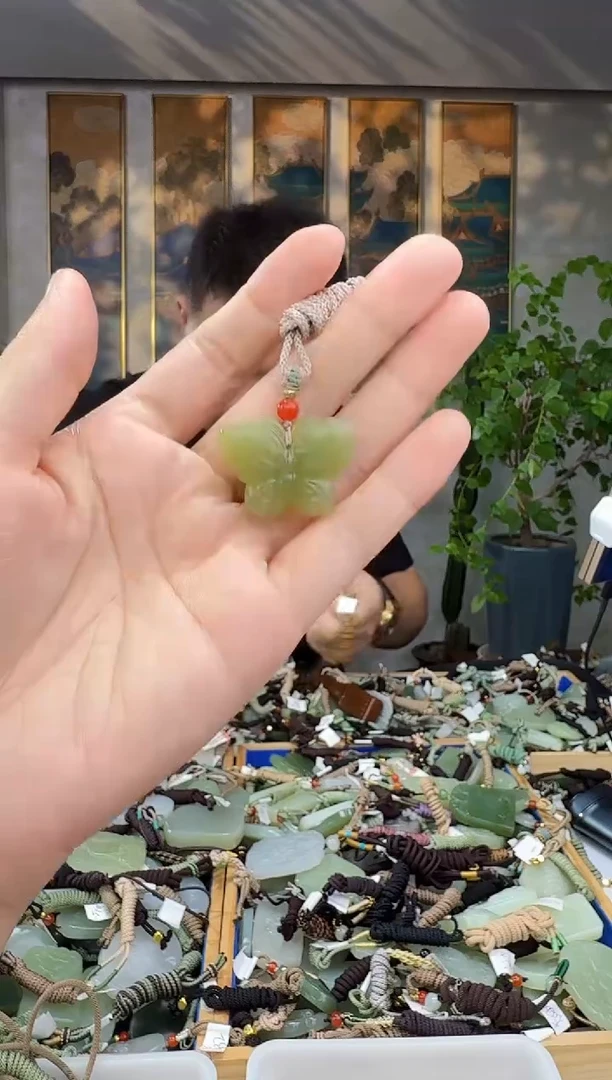 未镶嵌和田玉挂件拍一发一