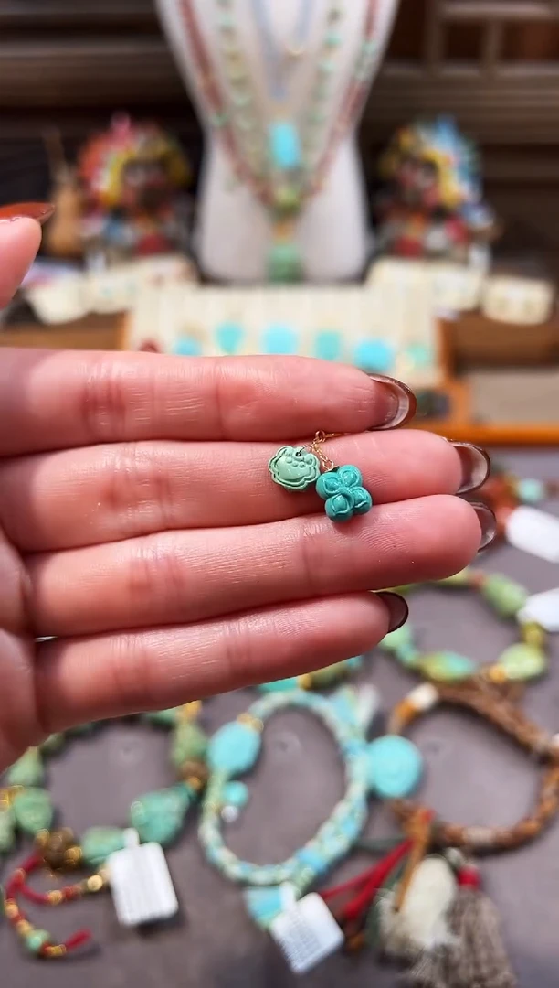 18K金镶嵌绿松石提溜绿松石提溜