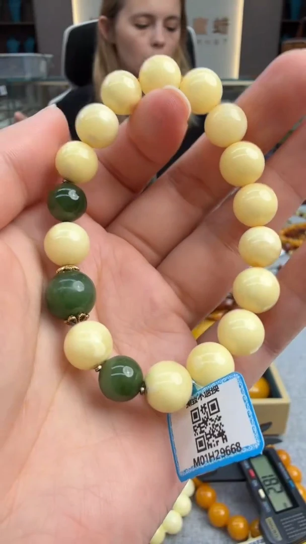 手链琥珀未镶嵌33秒拍号 假一罚三