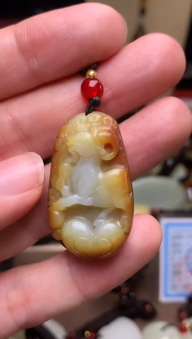 颈饰未镶嵌和田玉新疆料青海料清水和田玉吊坠