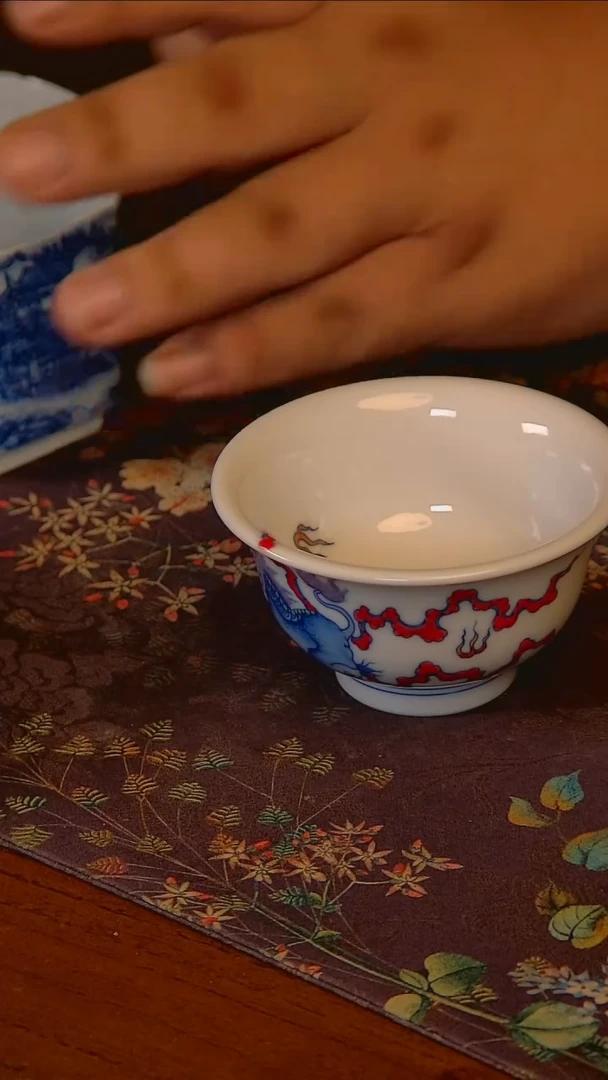 杯日***怪手工手绘杯杯很美丽