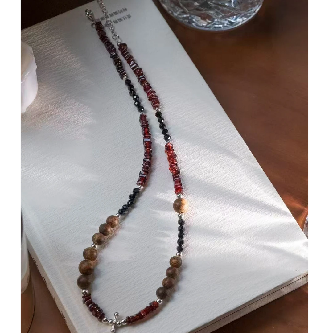 沉香石榴石+尖晶石+海南沉香原创设计项链（多样性发其一）