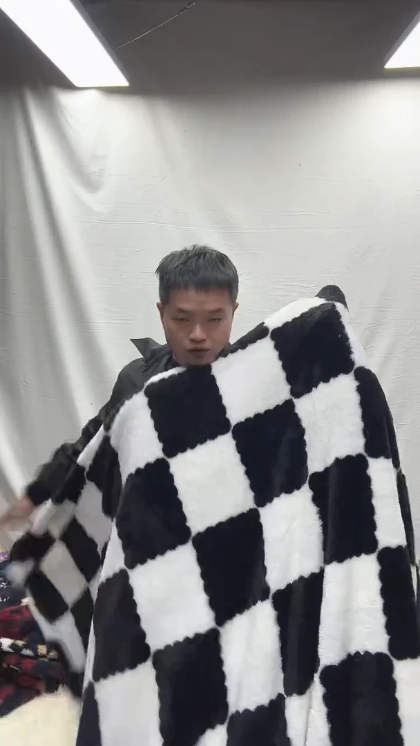 聚酯纤维2.0*2.3黑白被套瑕疵