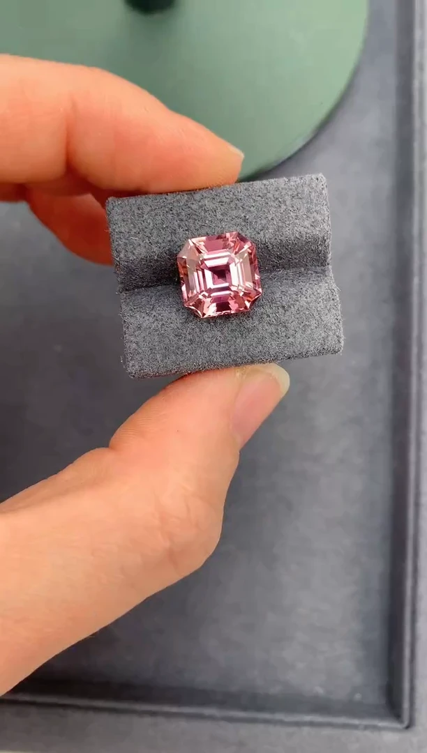 【闪购商品】碧玺裸石未镶嵌5.9ct粉碧玺