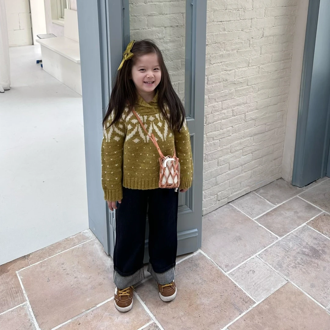 壹妈韩版时尚套装女童秋季新款洋气小女孩费尔岛毛衣深蓝色牛仔裤