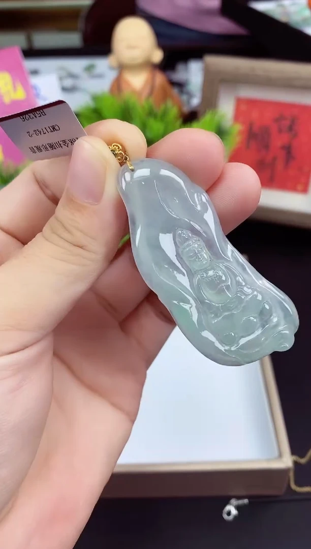 吊坠(不含链)18K金镶嵌翡翠观音多样性发其一@@CMT