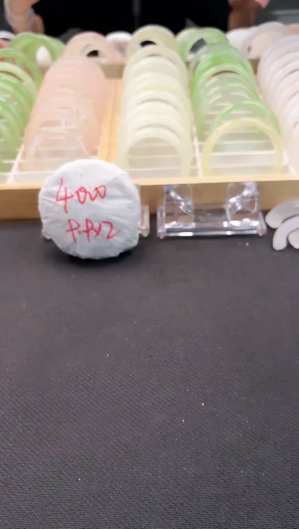 未镶嵌手镯石英质玉581