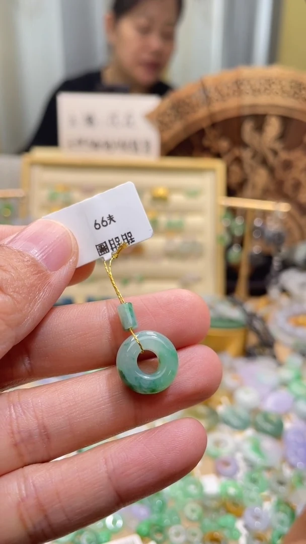 颈饰未镶嵌翡翠甜甜圈