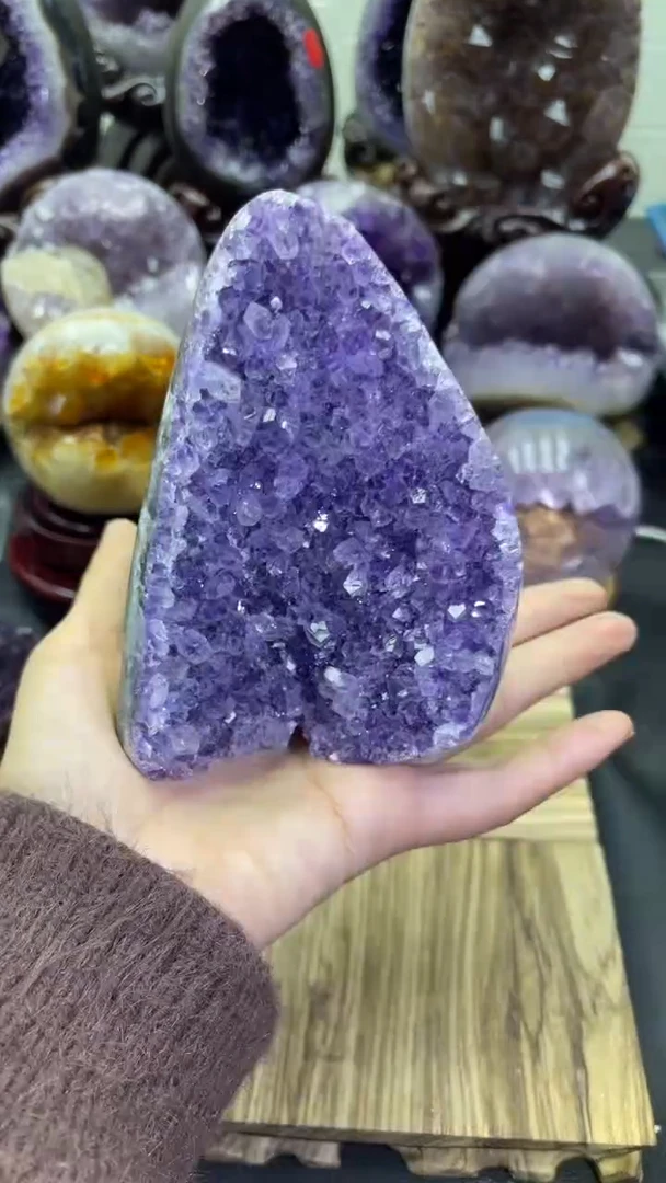 未镶嵌大型摆件（非配饰）紫晶784号摆件