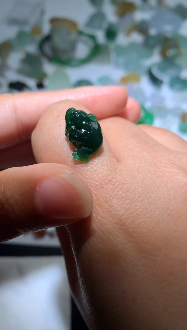 【闪购商品】定制翡翠未镶嵌毛货