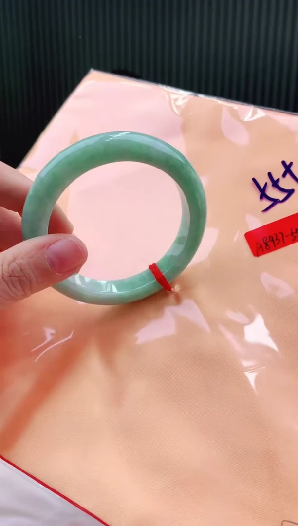 未镶嵌手镯翡翠55