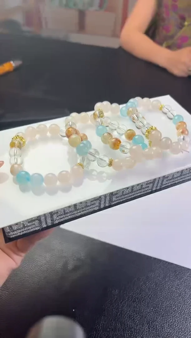 翡翠未镶嵌颈饰多样性发一件