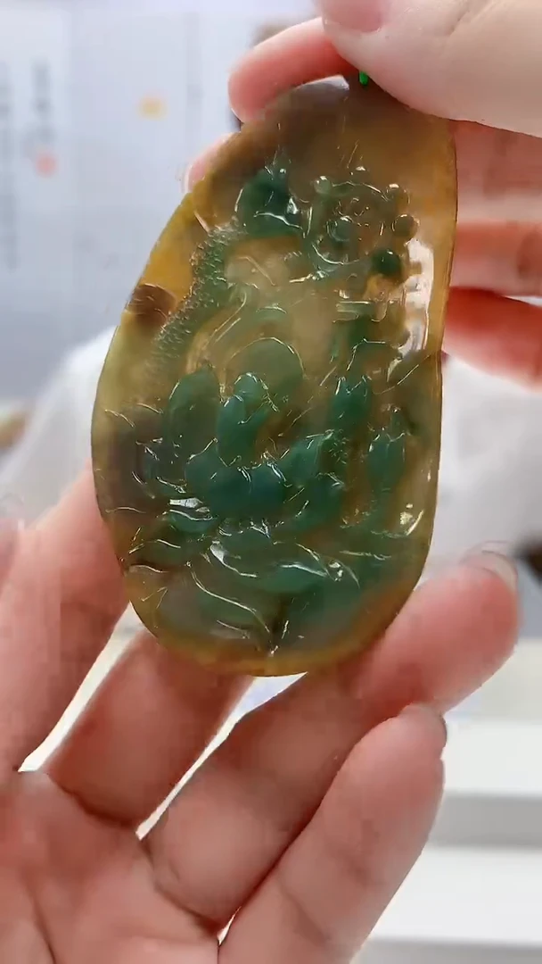 定制翡翠未镶嵌4868lr-毛货挂件84