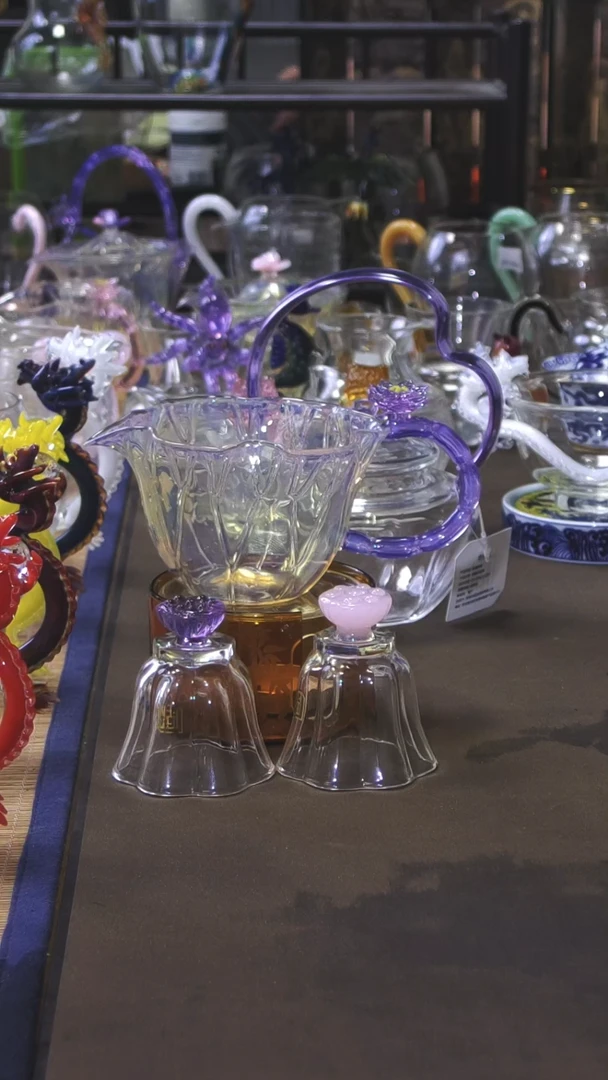 紫色荷韵公道杯加爱莲说品杯紫色1只粉色1只  晶焱金标