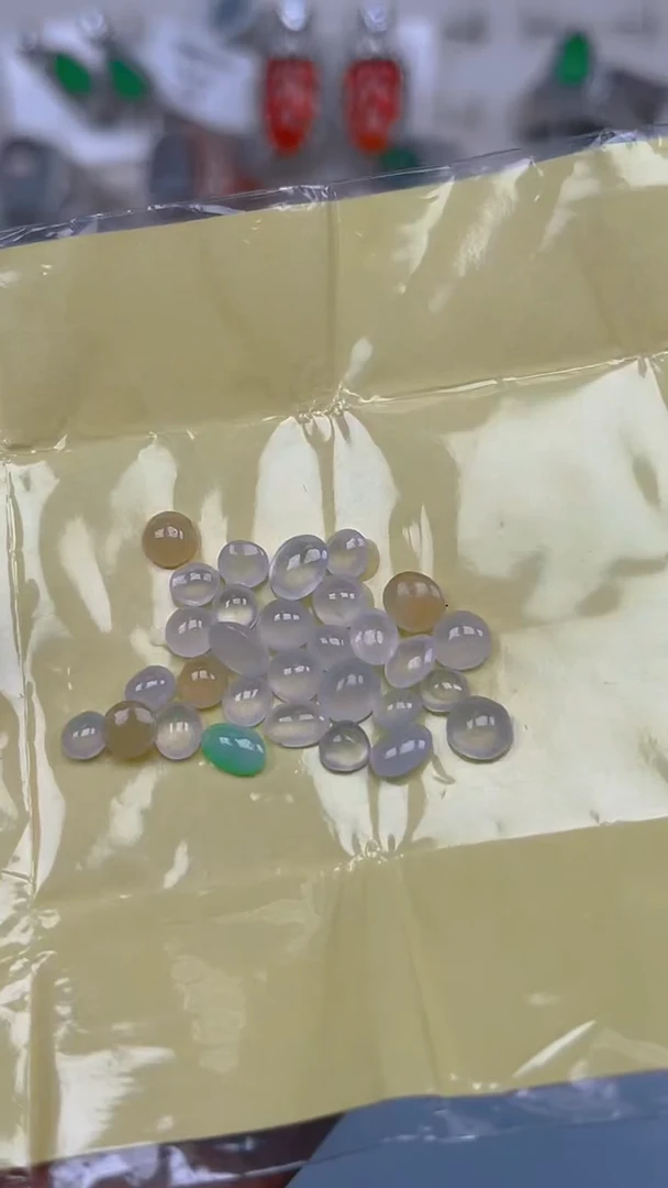 裸石翡翠天然翡翠蛋面49