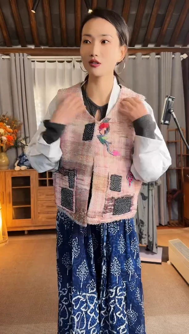 【闪购商品】设计师款古布刺绣马甲