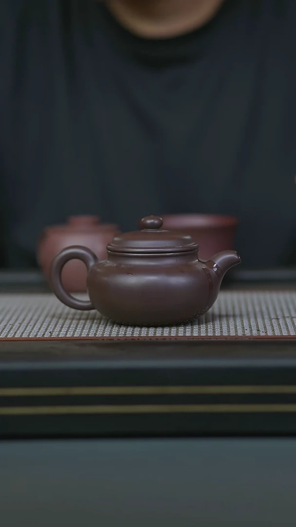 茶壶紫砂全手紫泥仿古260cc
