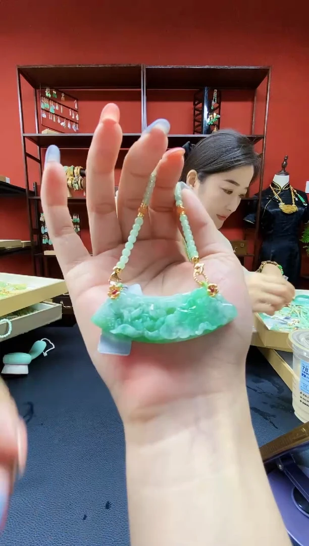 颈饰未镶嵌翡翠翡翠吊坠