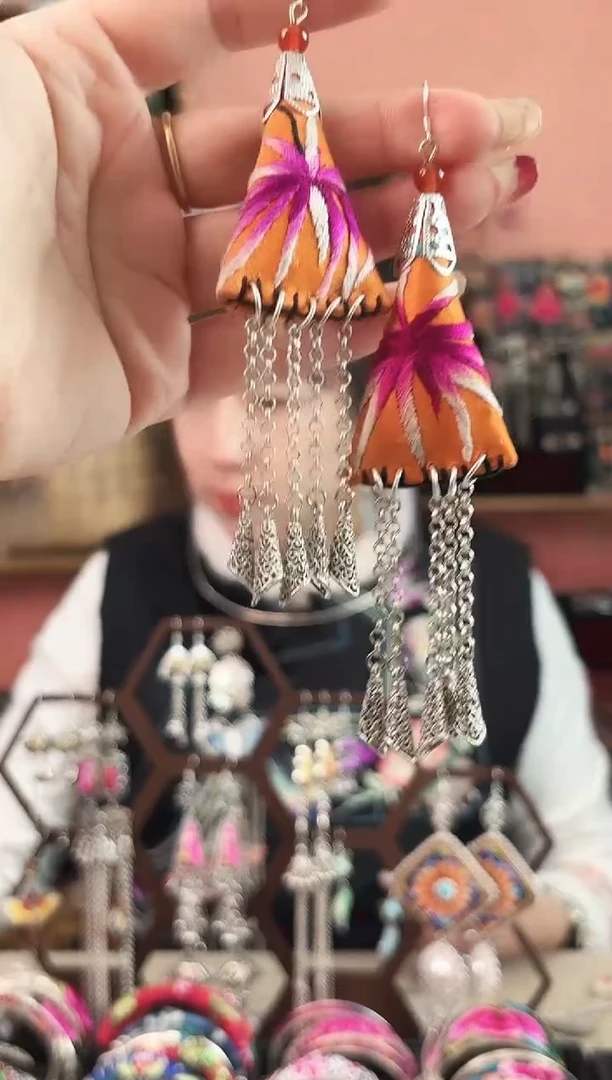 艺枝独绣手工饰品151