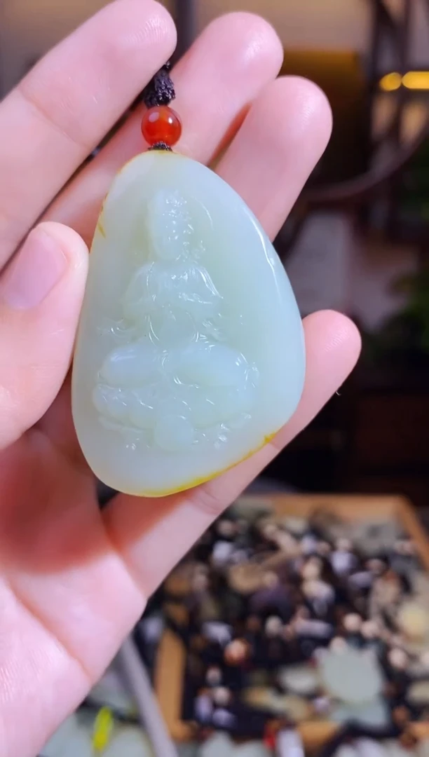颈饰未镶嵌和田玉1
