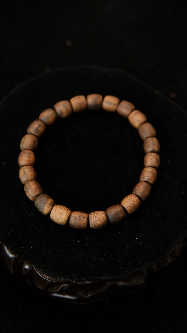 【闪购商品】沉香手串海南尖峰岭莺歌绿奇楠卡8单圈鼓珠99沉