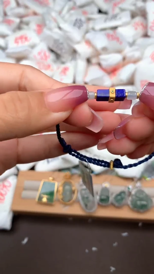 【闪购商品】翡翠手绳未镶嵌一