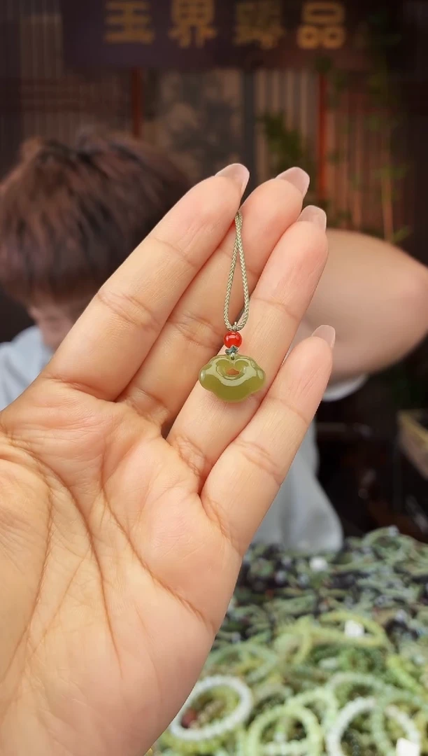 和田玉未镶嵌挂件多样性发货拍一发一